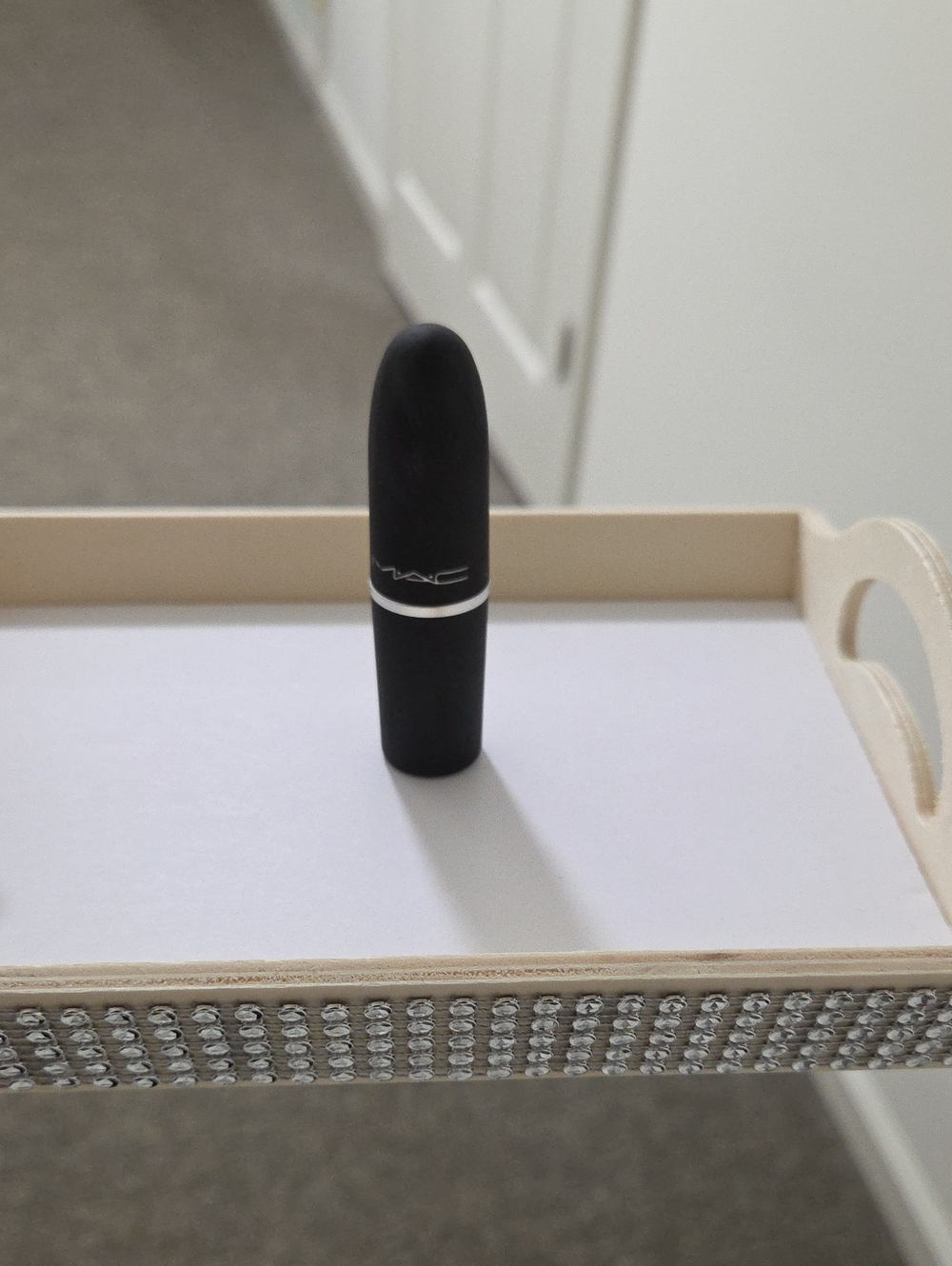 MAC STAY CURIOUS Powder Kiss Matte Lipstick 923